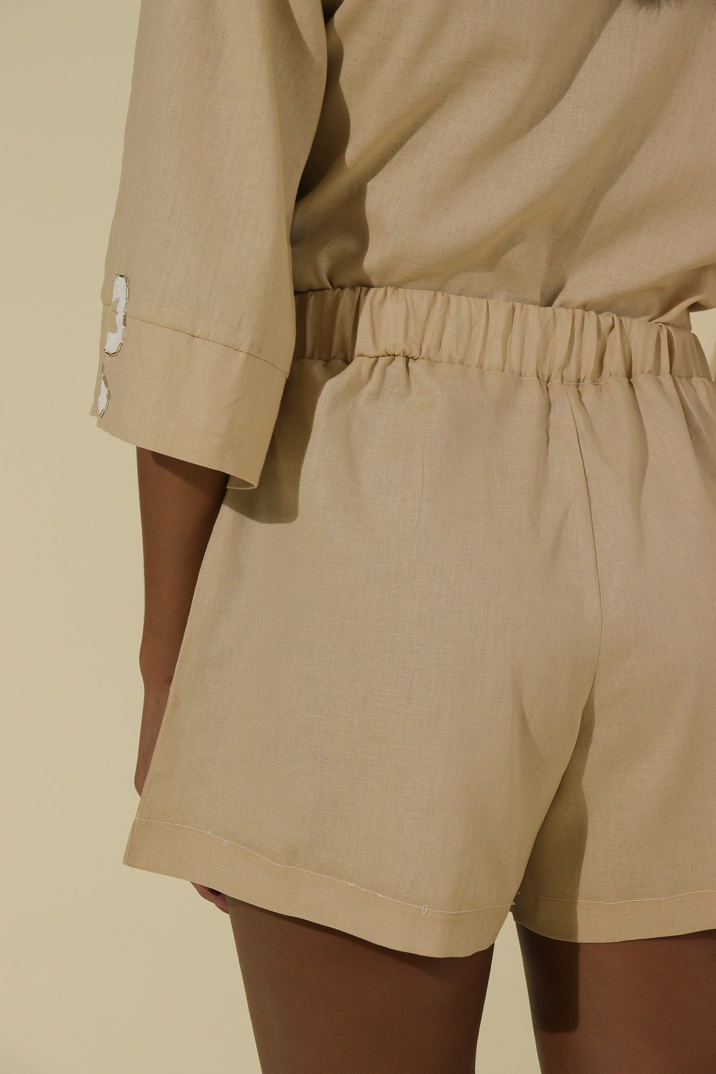 Short Essência Cru