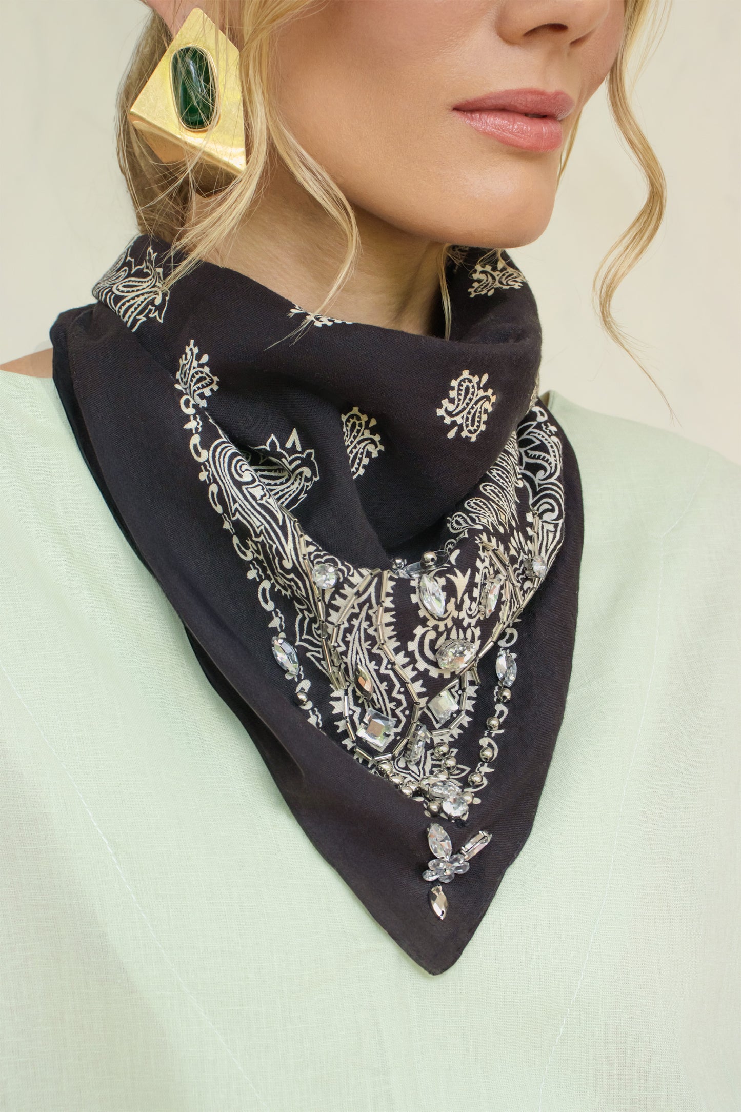 Bandana Capri Preta
