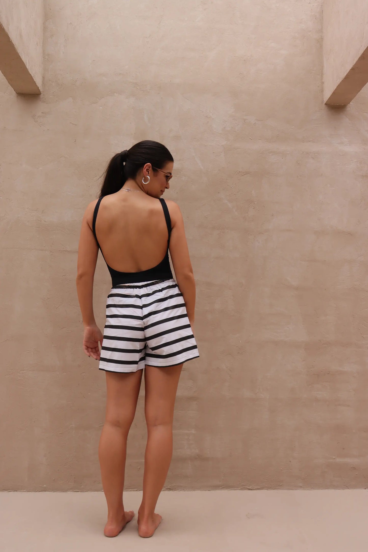 Short Comfy Listras Preto e Branco