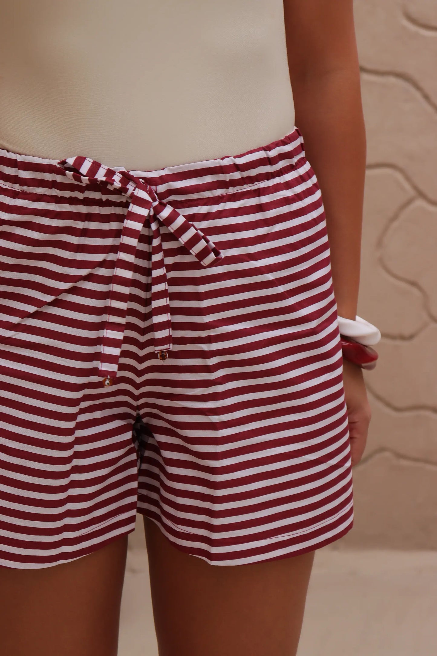 Short Comfy Listras Vinho