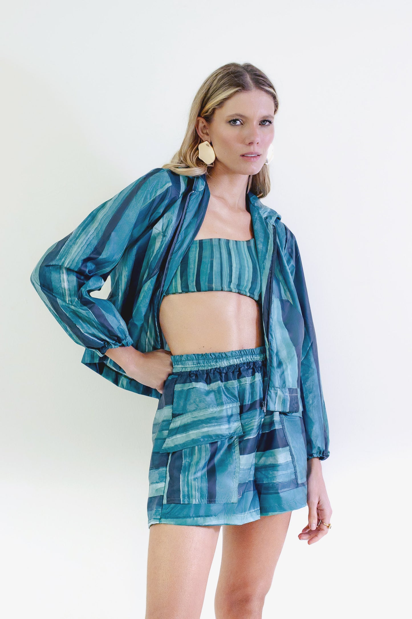 Short Corta Vento Voyage Ondas