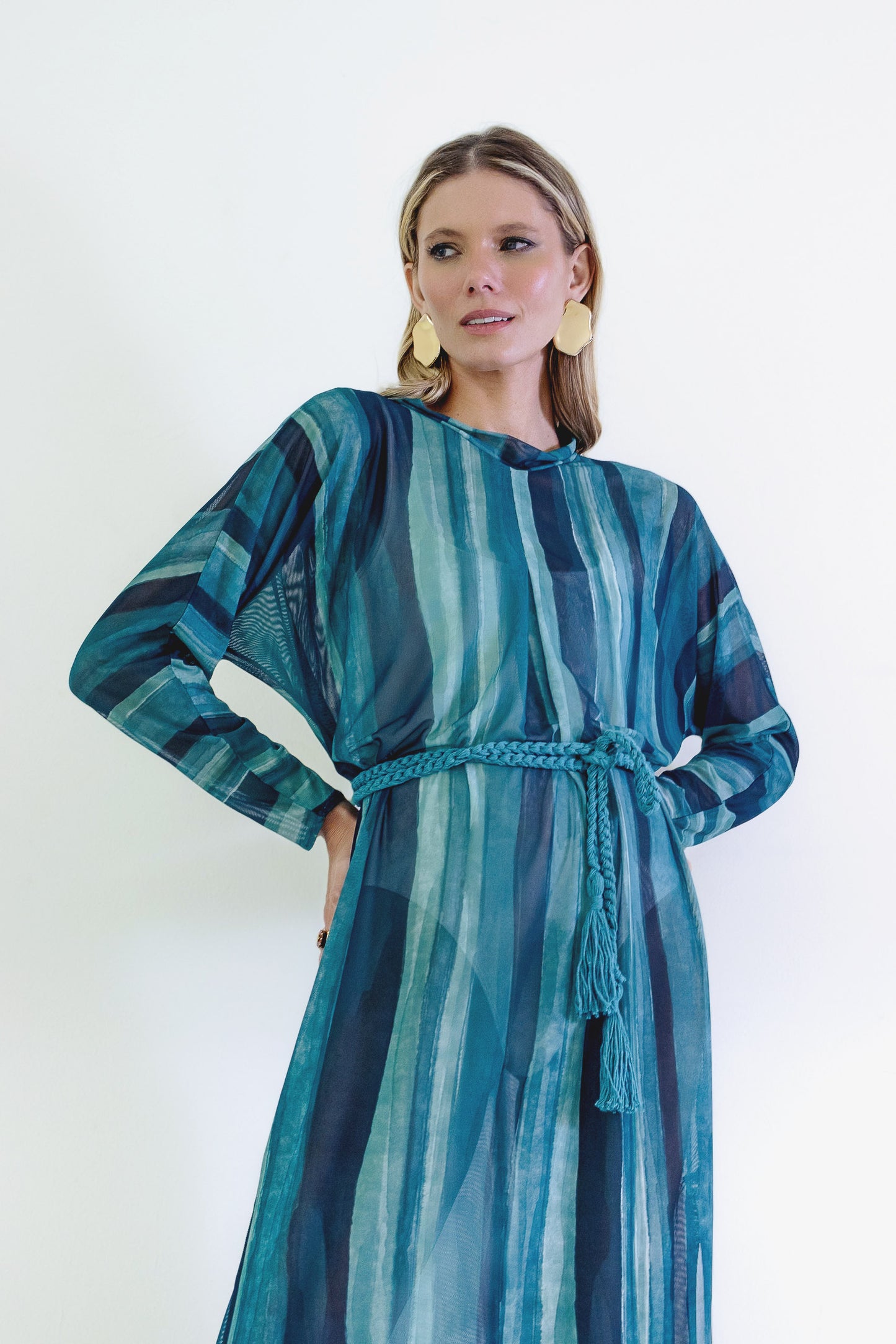 Vestido Manga Tule Voyage Ondas