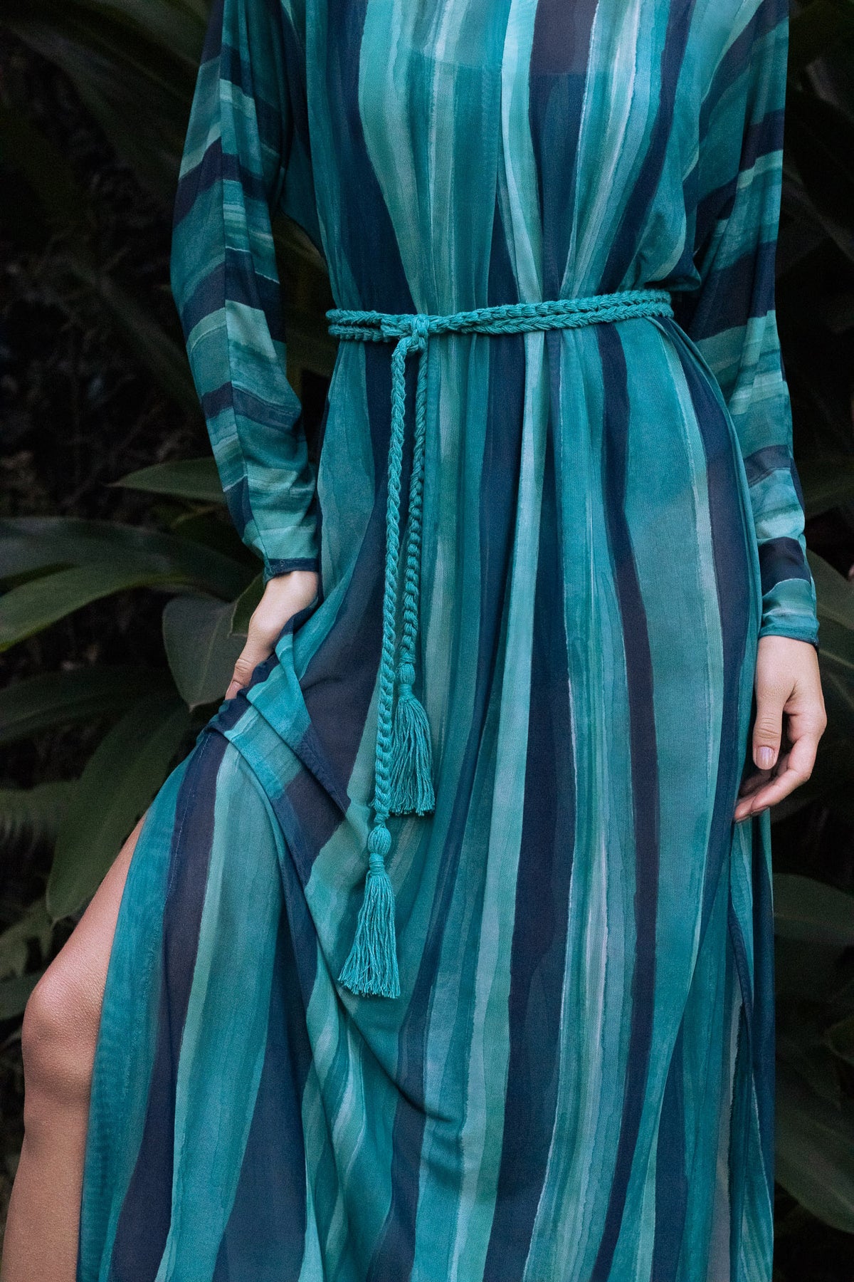 Vestido Manga Tule Voyage Ondas
